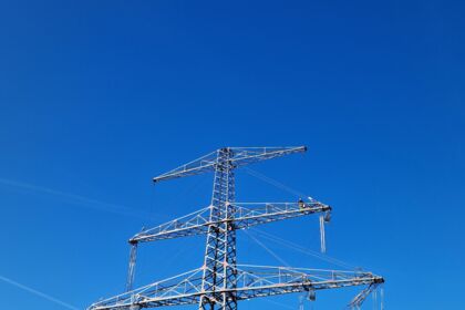 Hochspannungsmast für den Netzausbau im Freileitungsbau, typisch für Cteam Infrastrukturprojekte. Hochspannungsmast für den Netzausbau im Freileitungsbau, typisch für Cteam Infrastrukturprojekte.