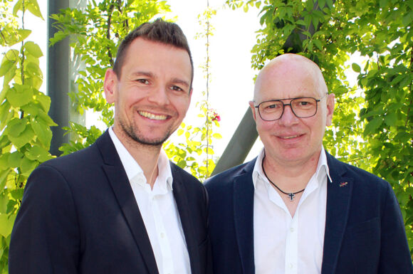 Cteam Consulting und Anlagenbau Team: Gemeinsam planen und realisieren wir Projekte im Bereich Energie und Infrastruktur. Cteam Consulting und Anlagenbau Team: Gemeinsam planen und realisieren wir Projekte im Bereich Energie und Infrastruktur.